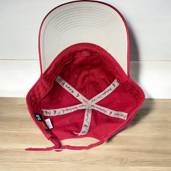 Washington State Cougars Red Adjustable embroidered Baseball Cap Nike Swoosh - Picture 6 of 7